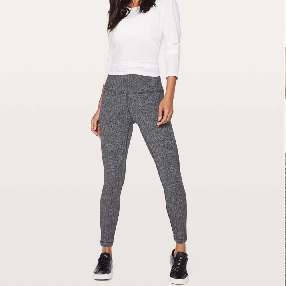 Lululemon Wunder Under Hi-Rise 7/8 Tight 25" - Picture 4 of 11